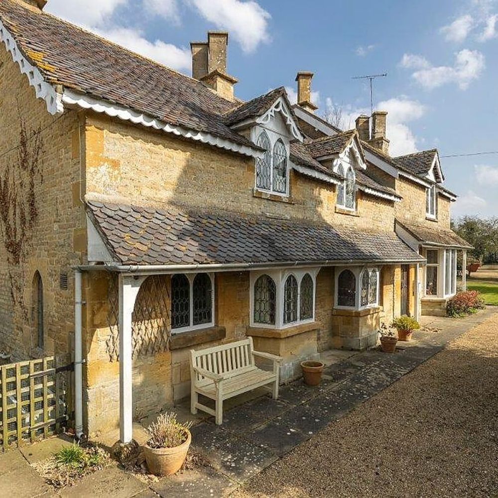 Stone house refurbishment near Chipping Norton showing restored exterior and slate roofing